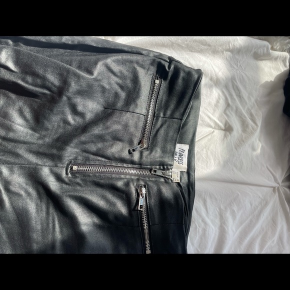 Princess Polly Leather High Waisted Zip Pants Size 4 - Picture 3 of 3